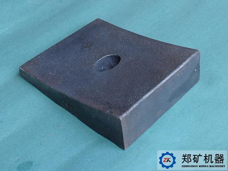 破碎機鄂板.jpg